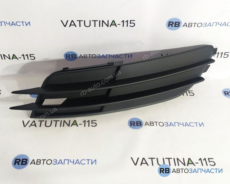 4G0807682F9B9 Решетка бампера R
