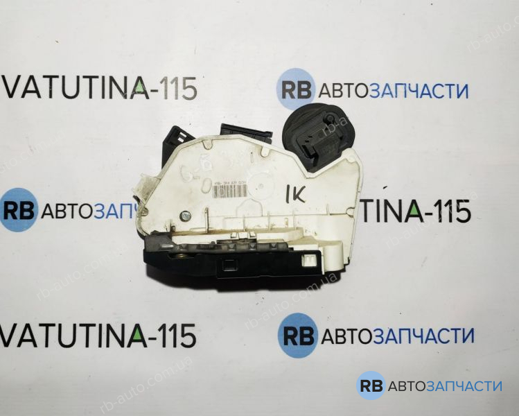 5K4839015H Замок задн. двері L