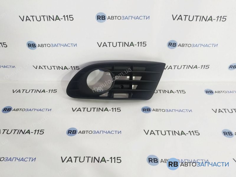 FP7418912 Решітка бампера R (+пр/тум.) - 5M0853666B9B9