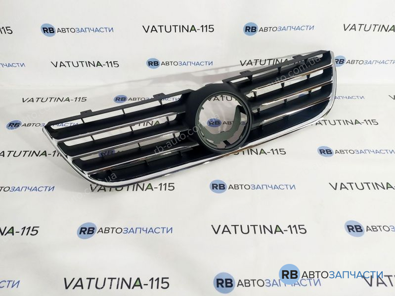 FP7408990 Решітка радіатора +хром -ембл.