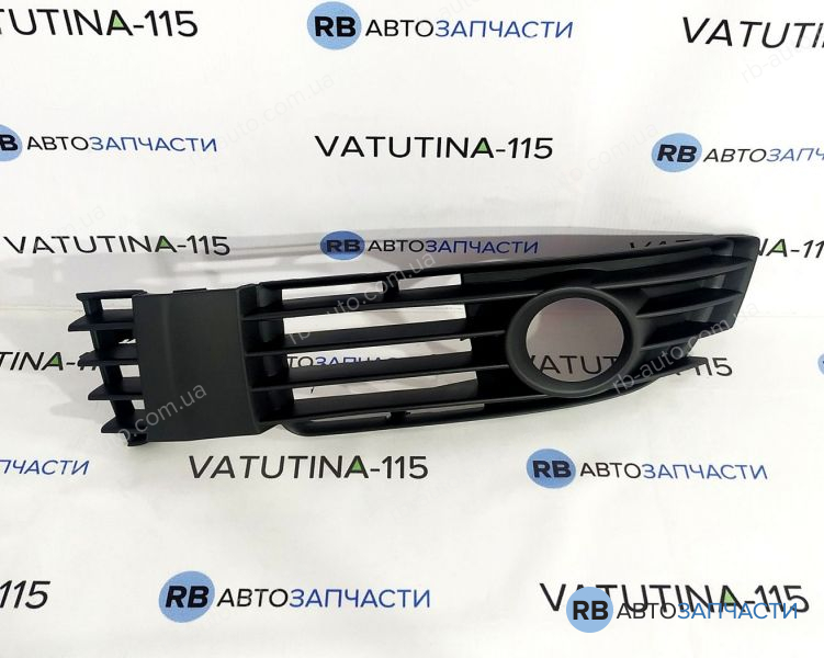 3B0853665LB41 Решітка в бампер з туманк. L