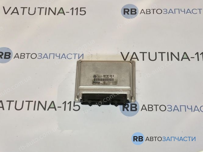 8D0907558B Блок управления двигателем
