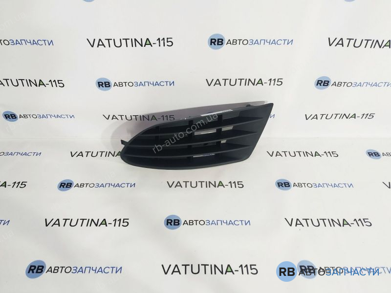 KH9533994 Решетка бампера R (-пр/тум.)