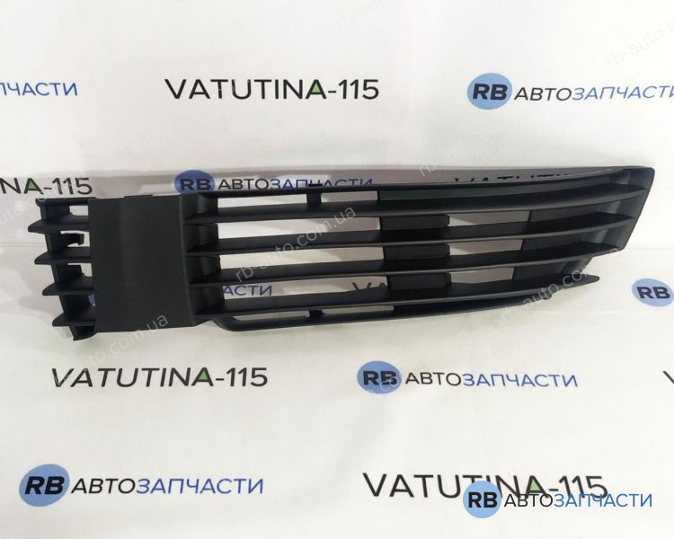 3B0853665HB41 Решітка в бампер без туман. L