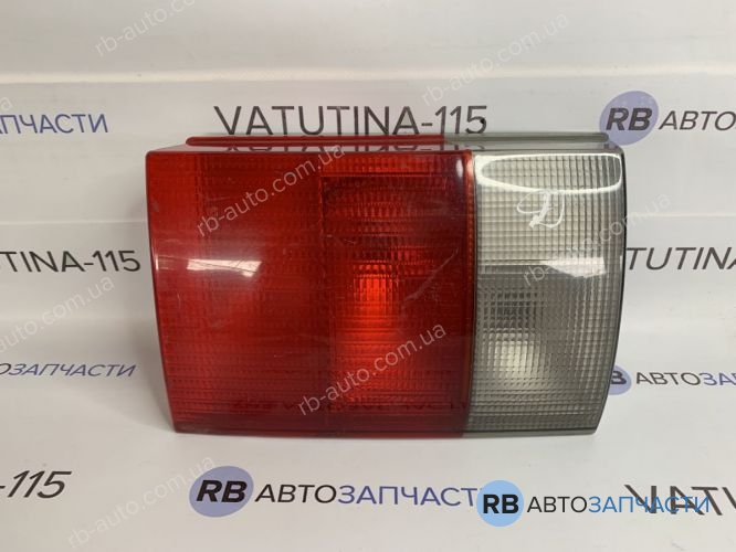8A0945093J-DEF Ліхтар внутрішній L (Дефект)