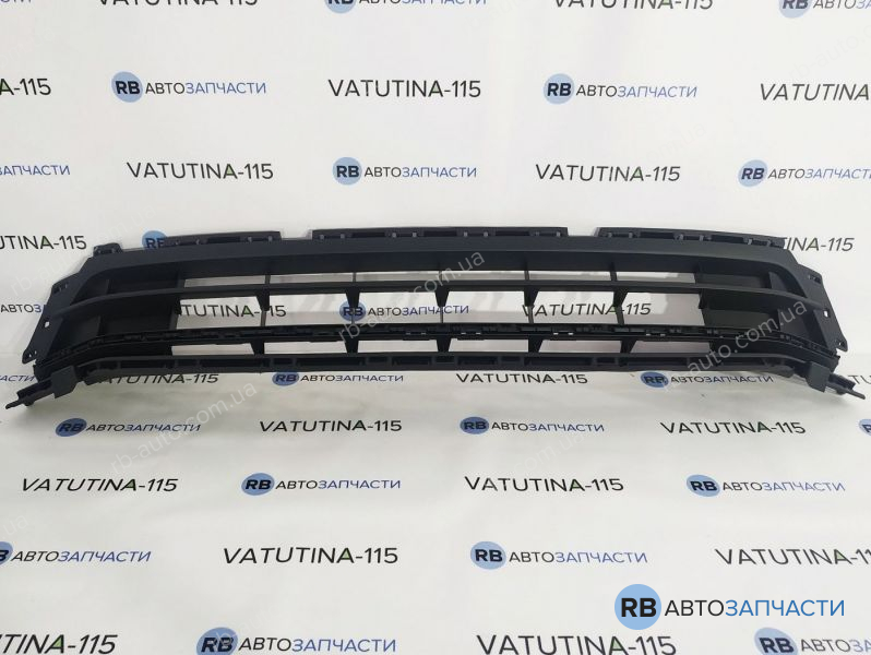 FP7435910 Решетка бампера центр. (черн.)