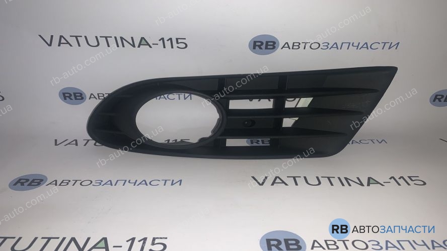 KH9533992 Решетка бампера R (+пр/тум.)
