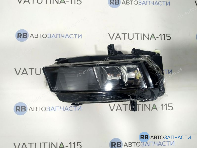 441-2050R-UE Протитуманна фара R H11