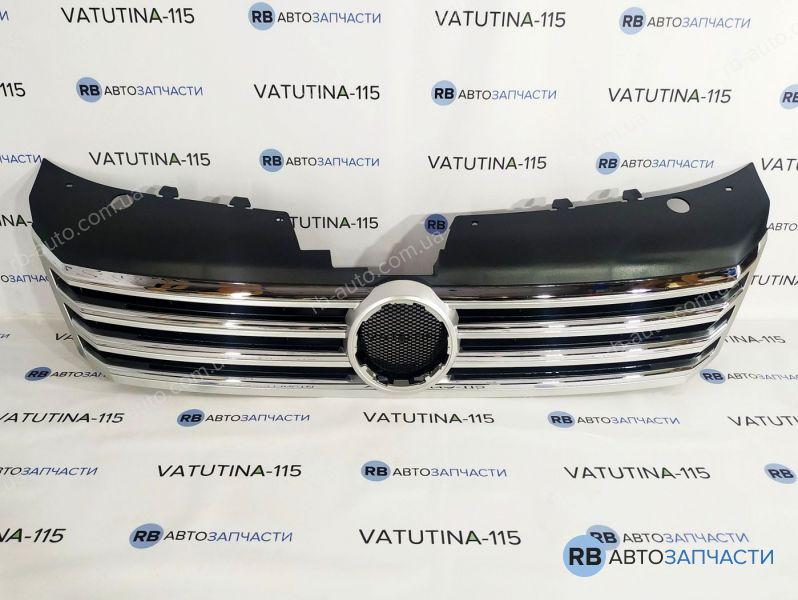 FP7423990 Решітка радіатора