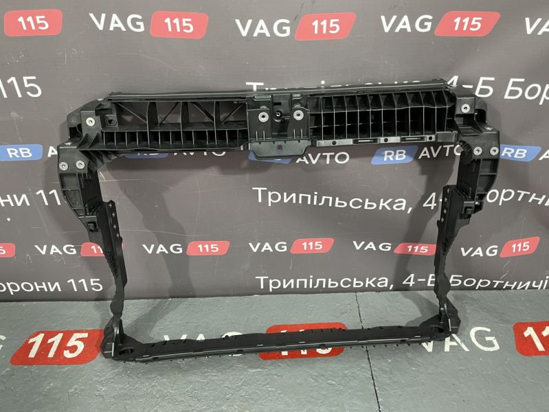 FP7456200 Панель передняя