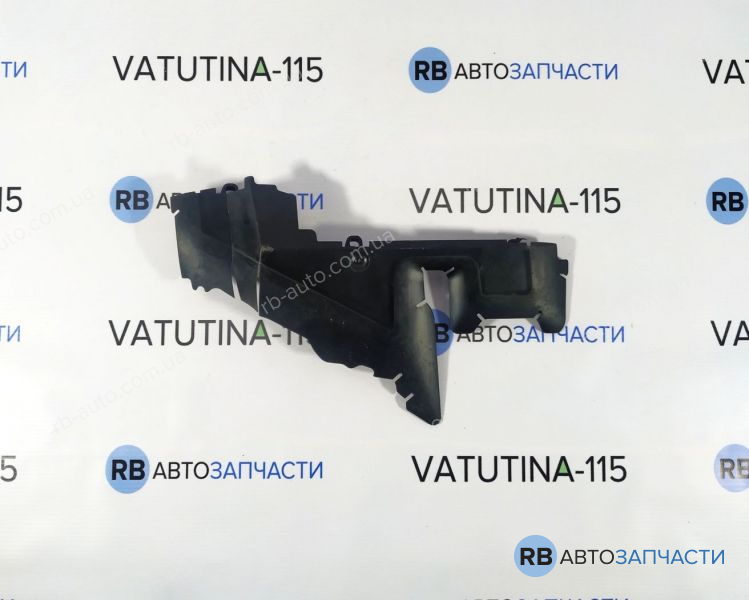5E0121284A Воздухозаборник радиатора R