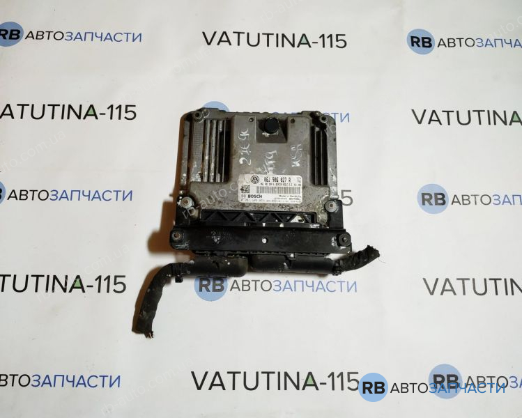 06J906027R Блок управления двигателем