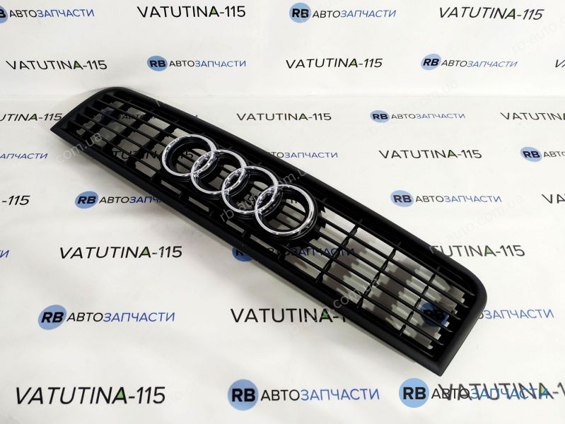 8E0853651G5PV Решетка капота черн. матов.