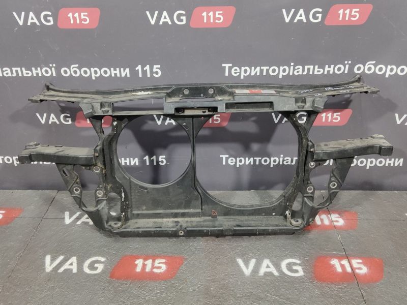4B0805588A Панель передня 1,8T/1,9