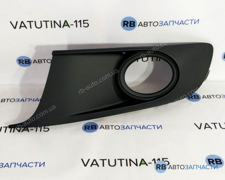 2K5853665A9B9 Решітка бампера L +пр/тум. -хром