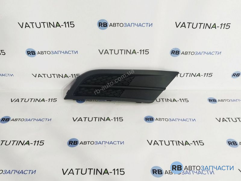FP7435914 Решітка бампера без тум. R