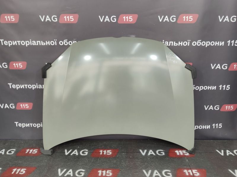 PVW20031A Капот - 1K0823031B