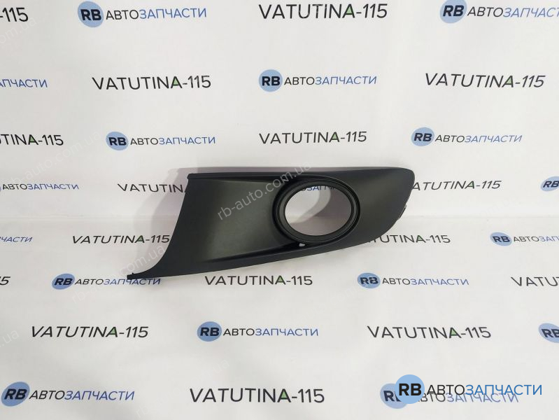 FP7422911 Решітка бампера L +пр/тум. -хром