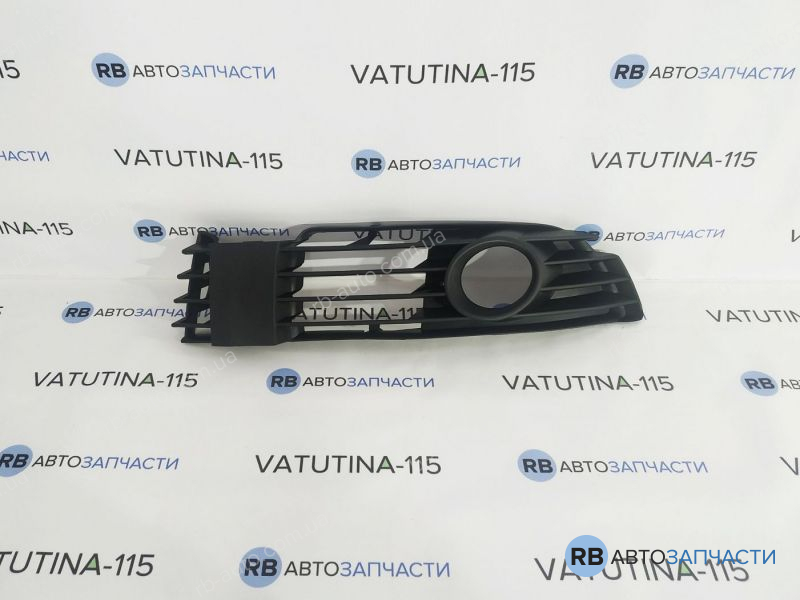 FP9539994 Решітка в бампер з туманк. R