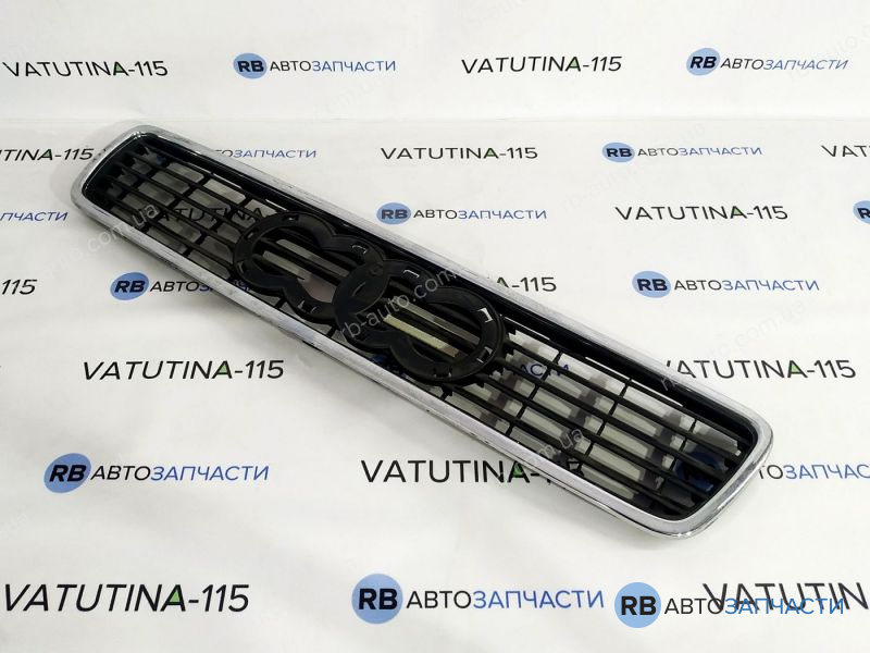FP0018990 Решітка радіатора