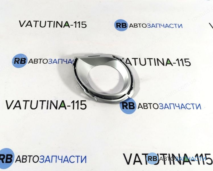 FP7410981 Окуляр решітки протитуманної фари L