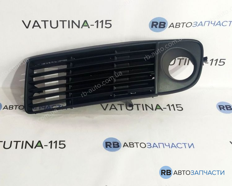 FP0014995 Решетка бампера L