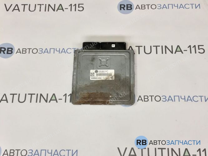 03G906018T Блок управління двигуном