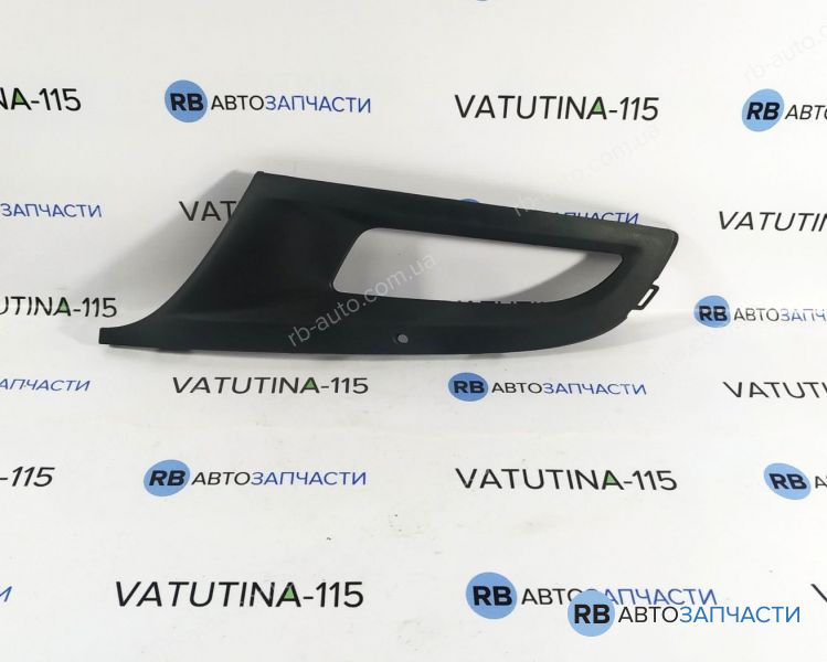 KH9508995 Решітка бампера L (для а/м с протитуманними фарами)