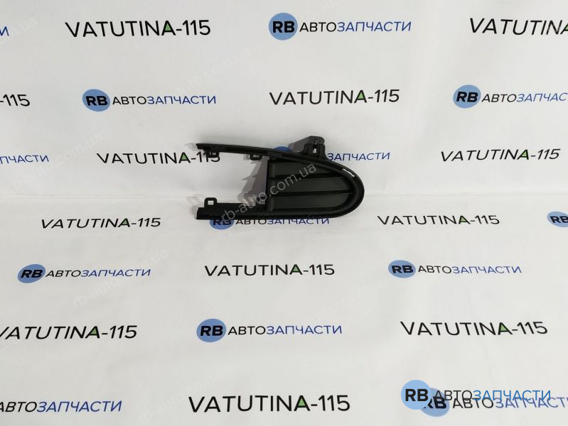 7M0853684B01C Решітка бампера R наружн. без туман.