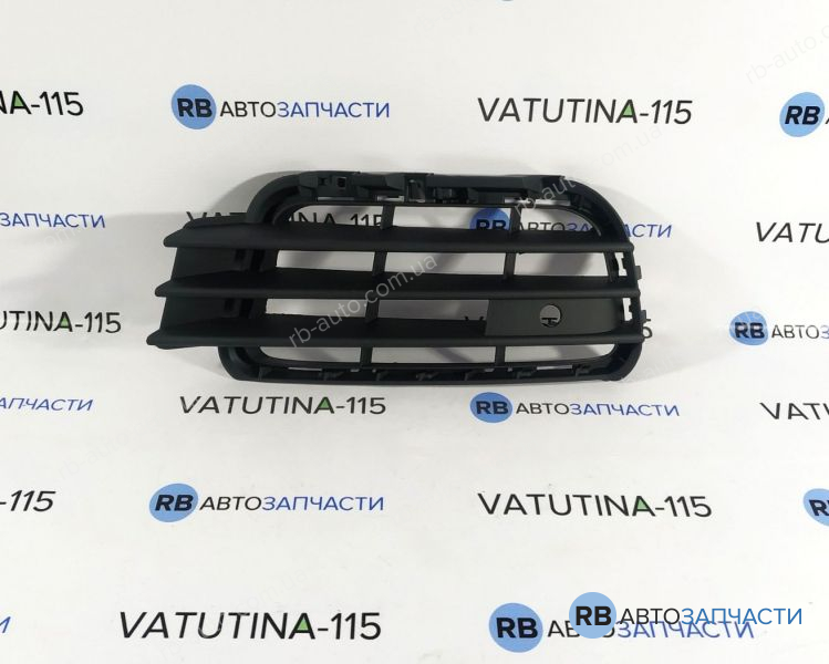 FP7417913 Решітка бампера L + парктр.