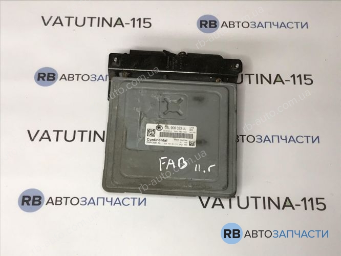 03L906023LL Блок управління двигуном