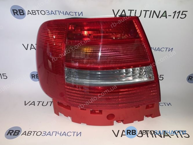 8D0945096G Ліхтар задній R SDN СПЕЦЦІНА!