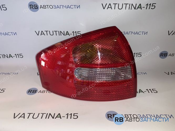 441-1967L-UE Ліхтар задній L червоно-біл.