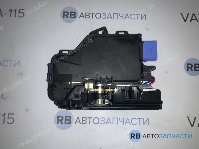 3D1837016 Замок передн. двері R