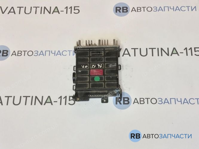893907404A Блок управління двигуном