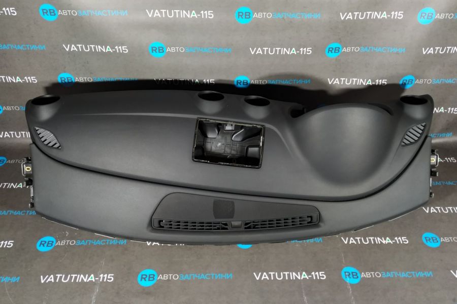 8V1857001H24A-BU Торпедо + Airbag R (чорна)
