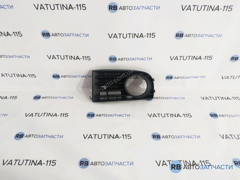 KH9524995 Решітка бампера L +пр/тум. (-GTI)