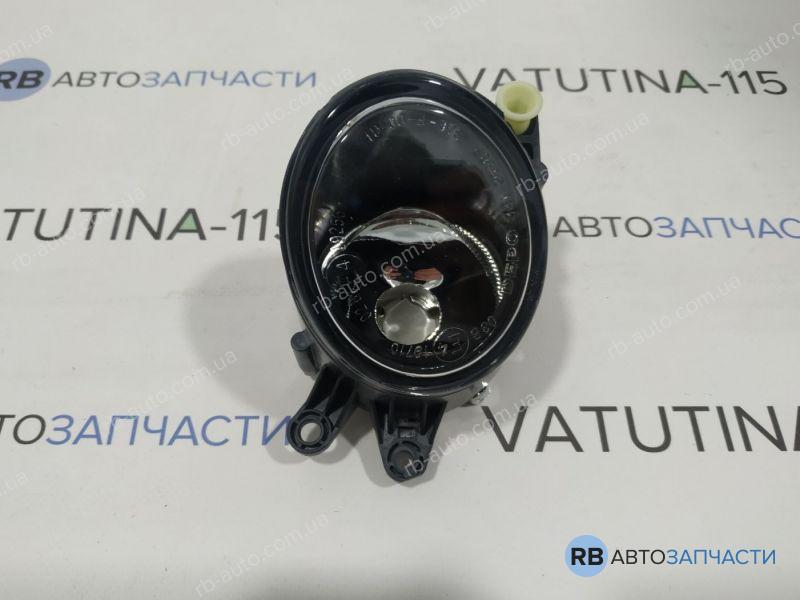 441-2018R-UQ Протитуманна фара R H11