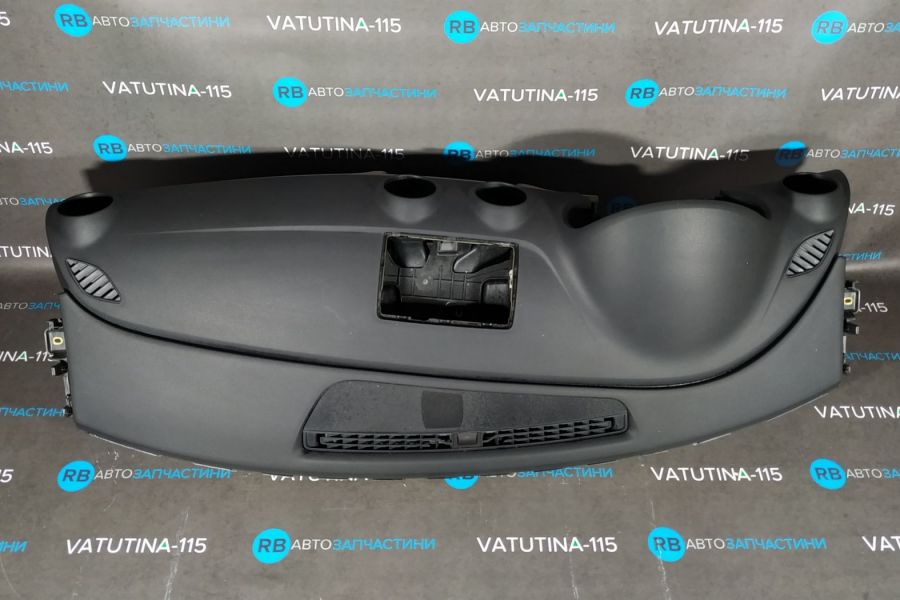 8V1857001HGWI-BU Торпедо + Airbag R (чорна) (сiрий низ)