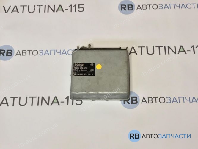 447905383B Блок управления двигателем