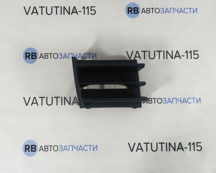 6502-07-7521994Q Решітка бампера R