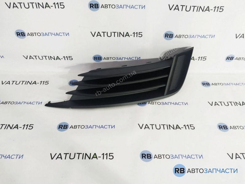 8V58076829B9 Решітка бампера R