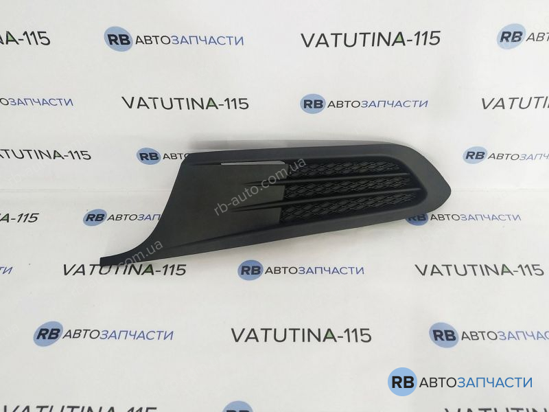 FP7430913 Решітка бампера без тум. L