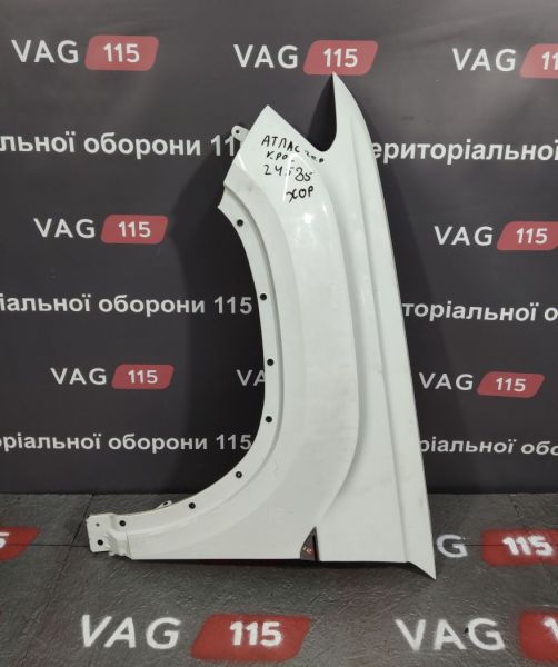 3CM821021-BU Крило L