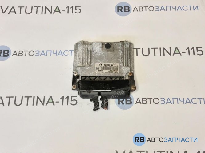 03G906021QT Блок управления двигателем