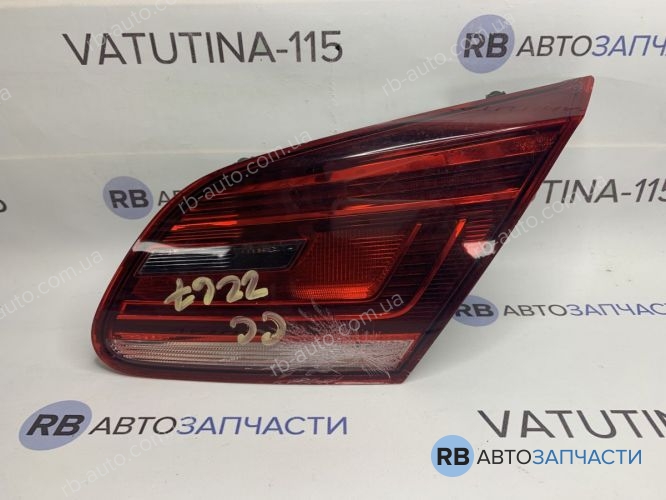 3C8945308AA-DEF Фонарь внутренний R USA (дефект)