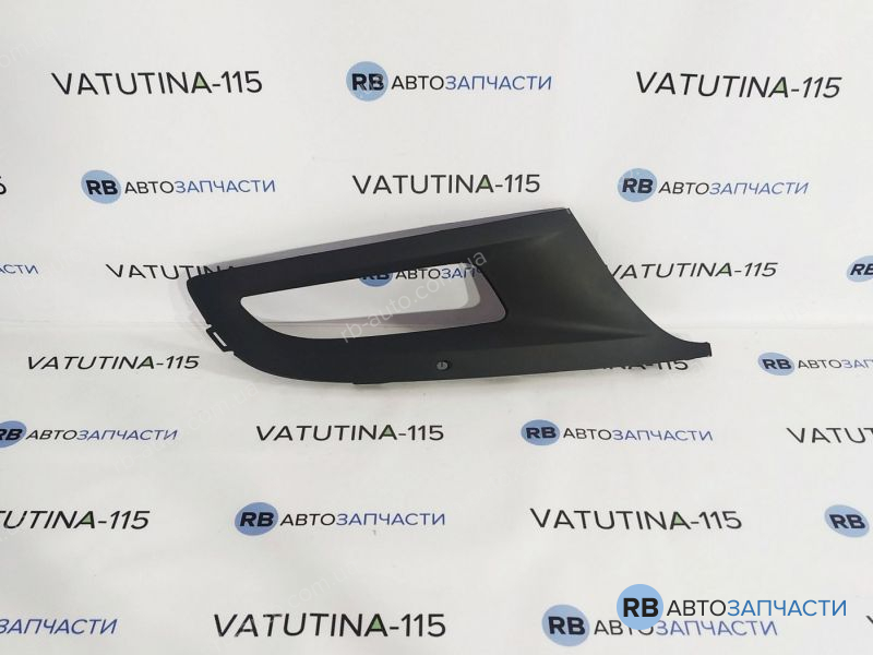 FP7415914 Решітка бампера R (для а/м с протитуманними фарами)