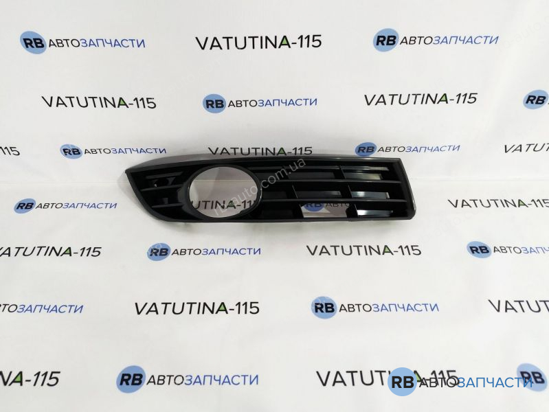 510610912 Решітка в бампер з туманк. R