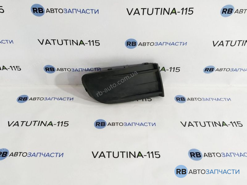 1Z0807368B41-T Решітка бампера R (заглушка пр/тум.)