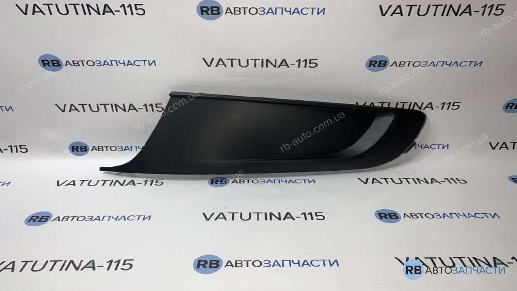 FP7422913 Решітка бампера L -пр/тум.